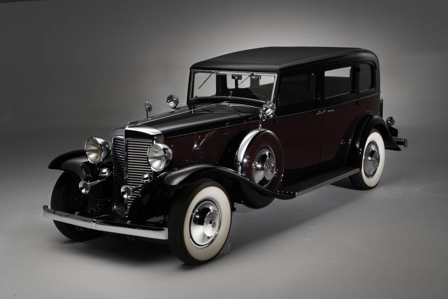  Marmon Sixteen Limousine by LeBaron 1931 года  (фото 6 из 18)